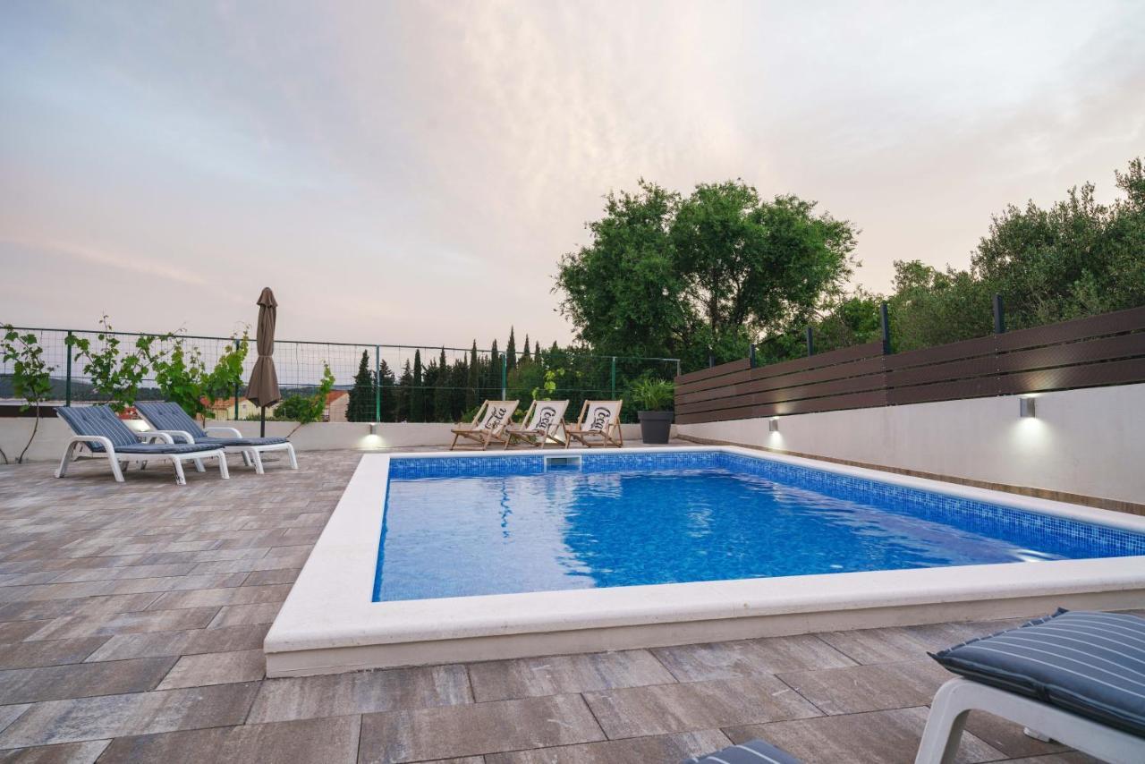 Apartments Markunovic Vodice Eksteriør billede